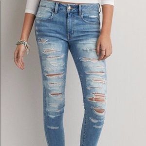 American eagle destroyed skinny jeans